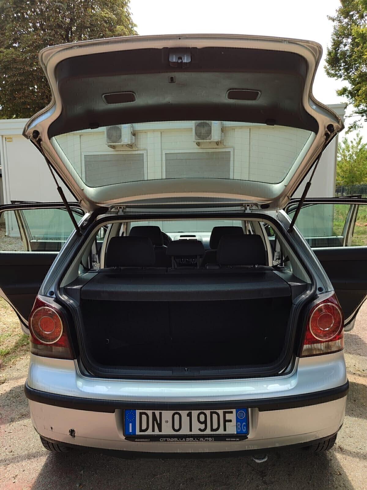 Volkswagen Polo 1.2/70CV 12V 5p. Comfortline