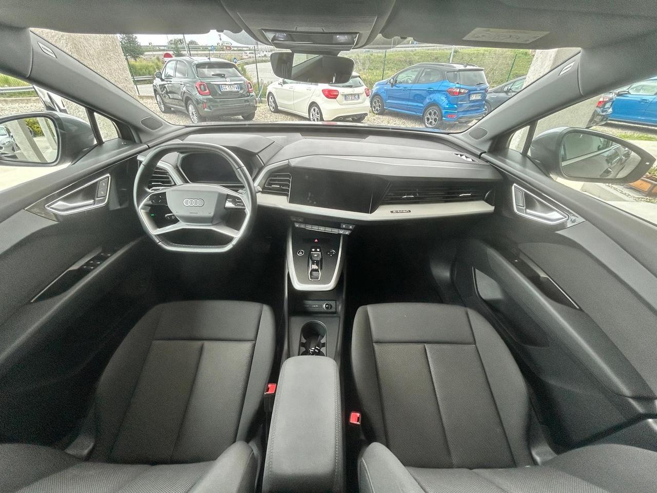 Audi Q4 40 e-tron S line edition