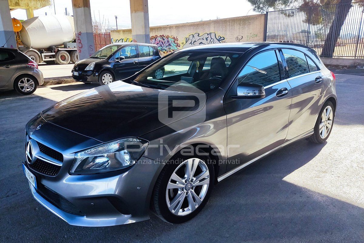 MERCEDES A 180 d Automatic Business