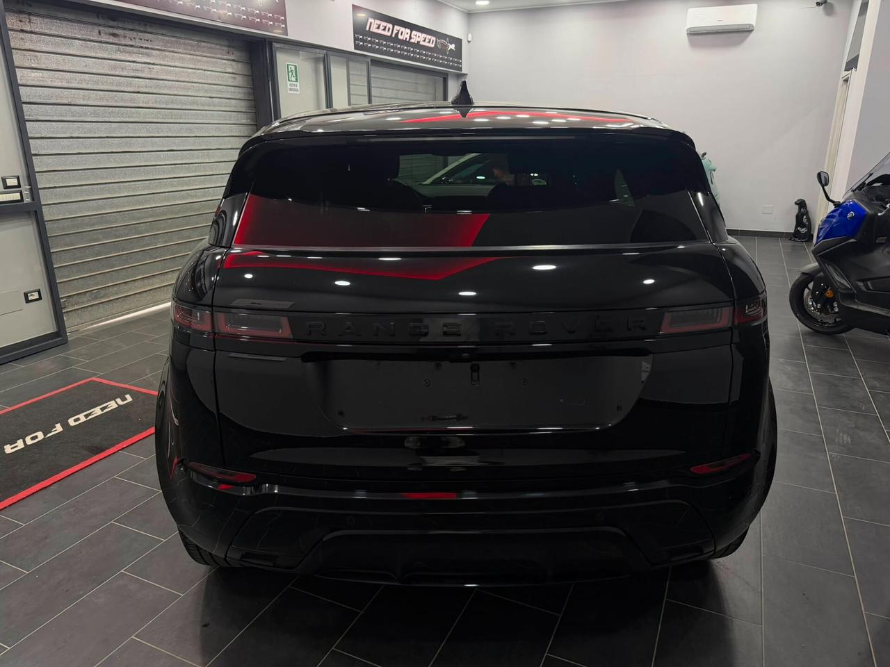 Land Rover Range Evoque 2.0D I4-L.Flw 150 CV R-Dynamic S