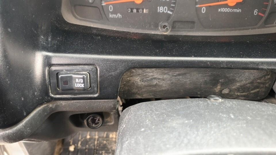 Mitsubishi L200 2.5 TDI 4WD 100CV R/D LOCK