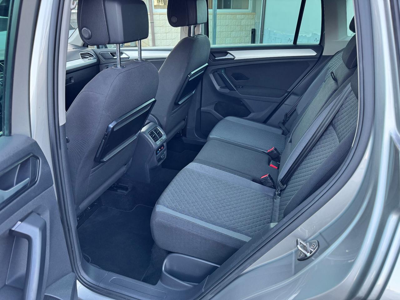 Volkswagen Tiguan 2.0 TDI SCR 4MOTION Business BlueMotion Technology