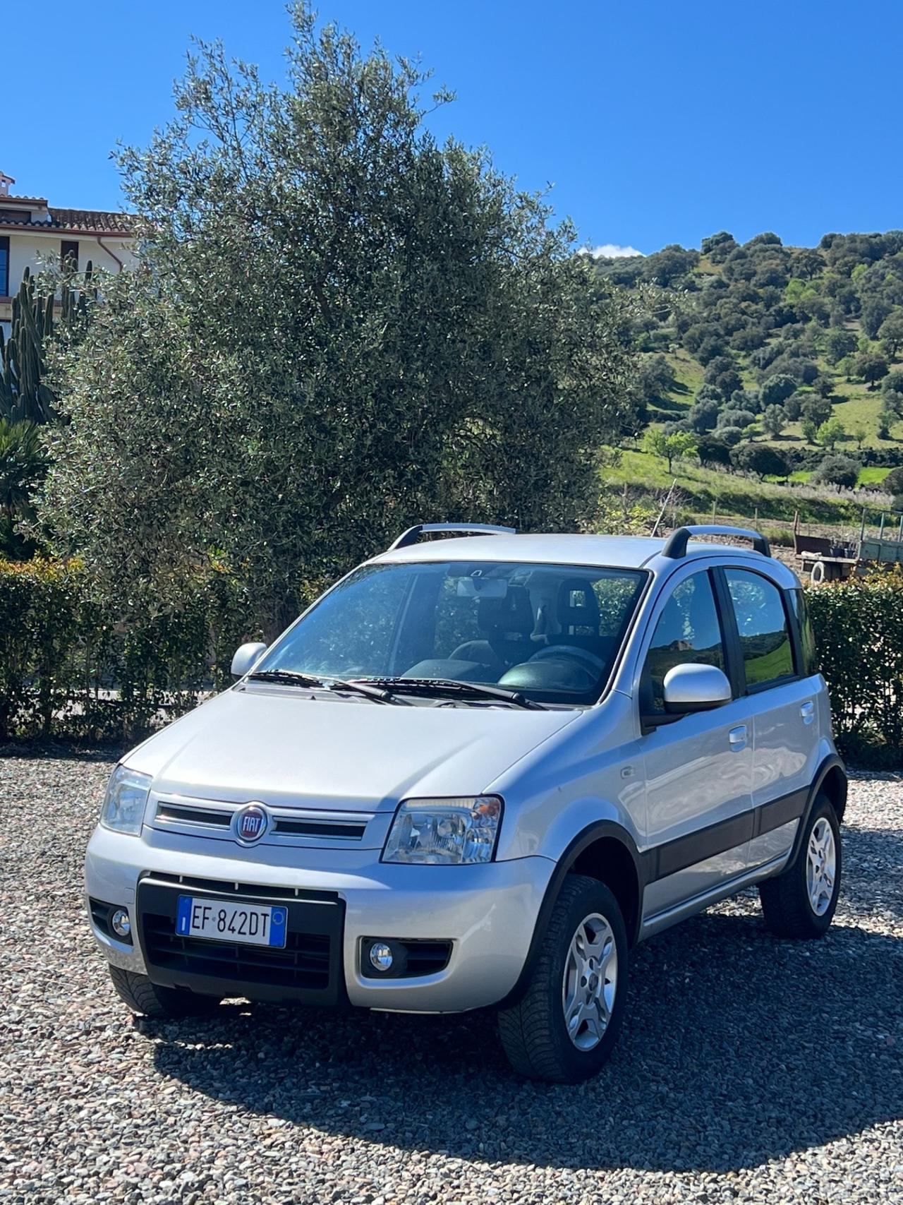 Fiat Panda 1.3 MJT 16V DPF 4x4 Climbing