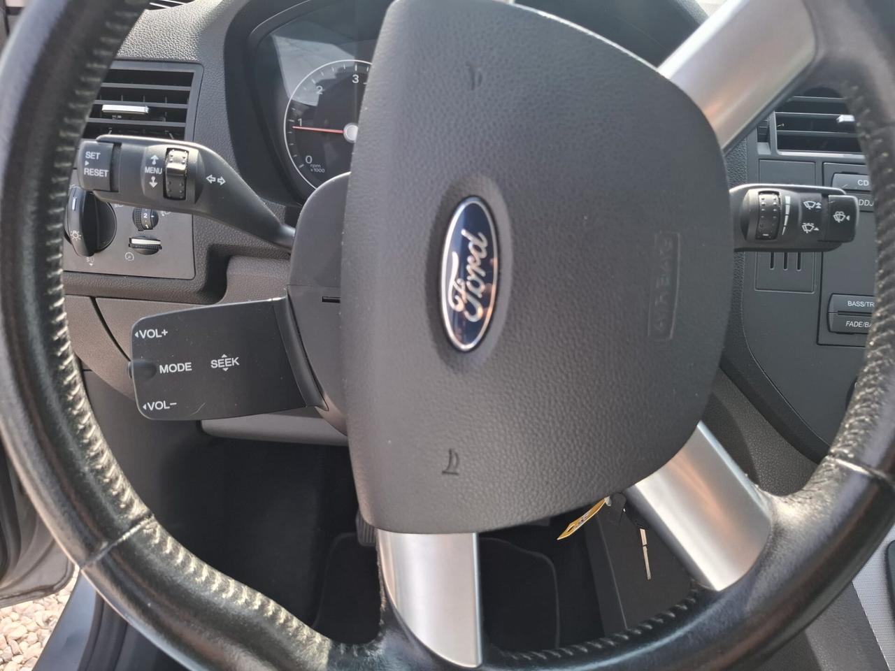 Ford Focus C-Max 1.6 TDCi (110CV) Ghia