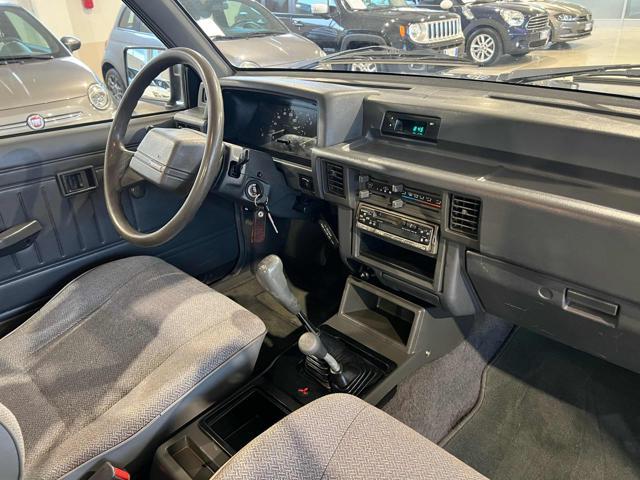 MITSUBISHI L200 2.5 TD 4WD Club Cab Pick-up