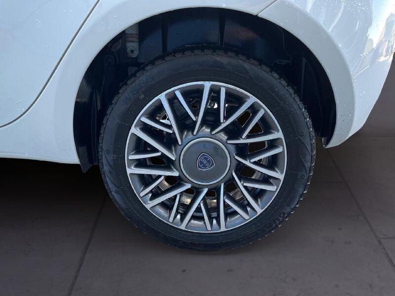 Lancia Ypsilon III 2021 1.0 firefly hybrid Gold s&s 70cv