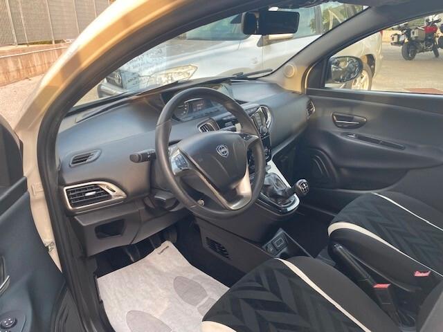 Lancia Ypsilon 1.3 MJT 16V 95 CV 5 porte S&S Gold 2018
