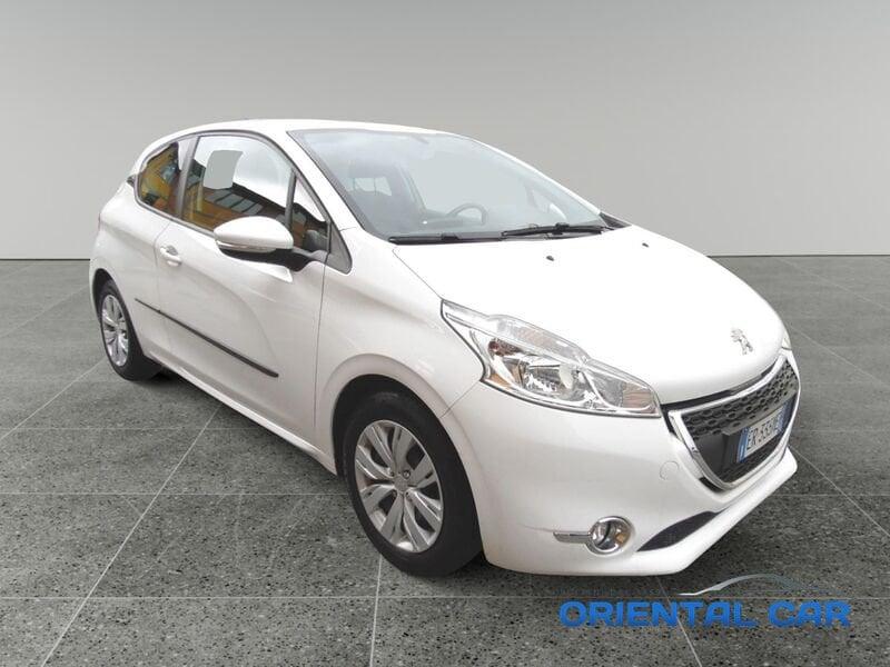 Peugeot 208 1.2 VTi 82 CV 3 porte Allure MOTORE NUOVO SOSTITUITO A 55.000KM