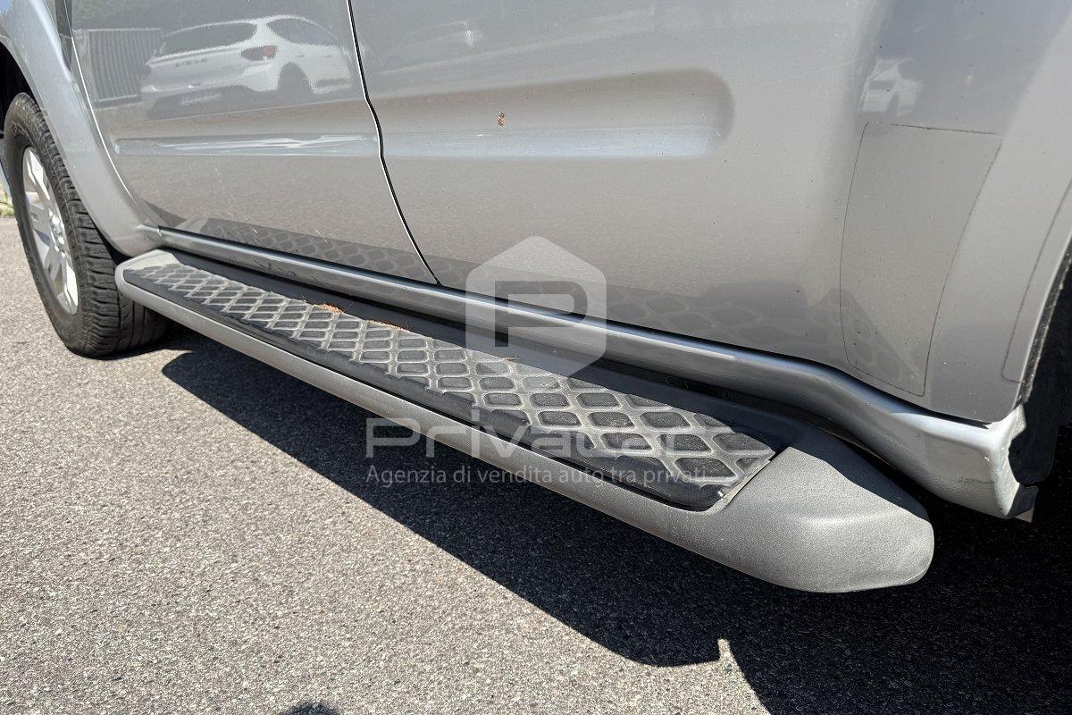 NISSAN Pathfinder 2.5 dCi SE