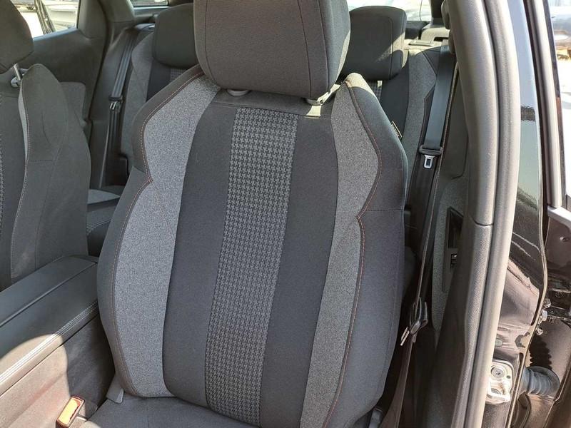 PEUGEOT 3008 BlueHDI 130 EAT8 S/S Active Business