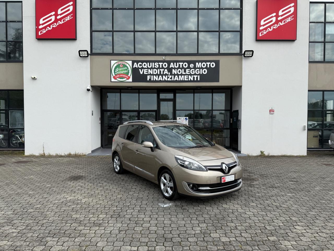 Renault Scenic XMod 1.5 dCi