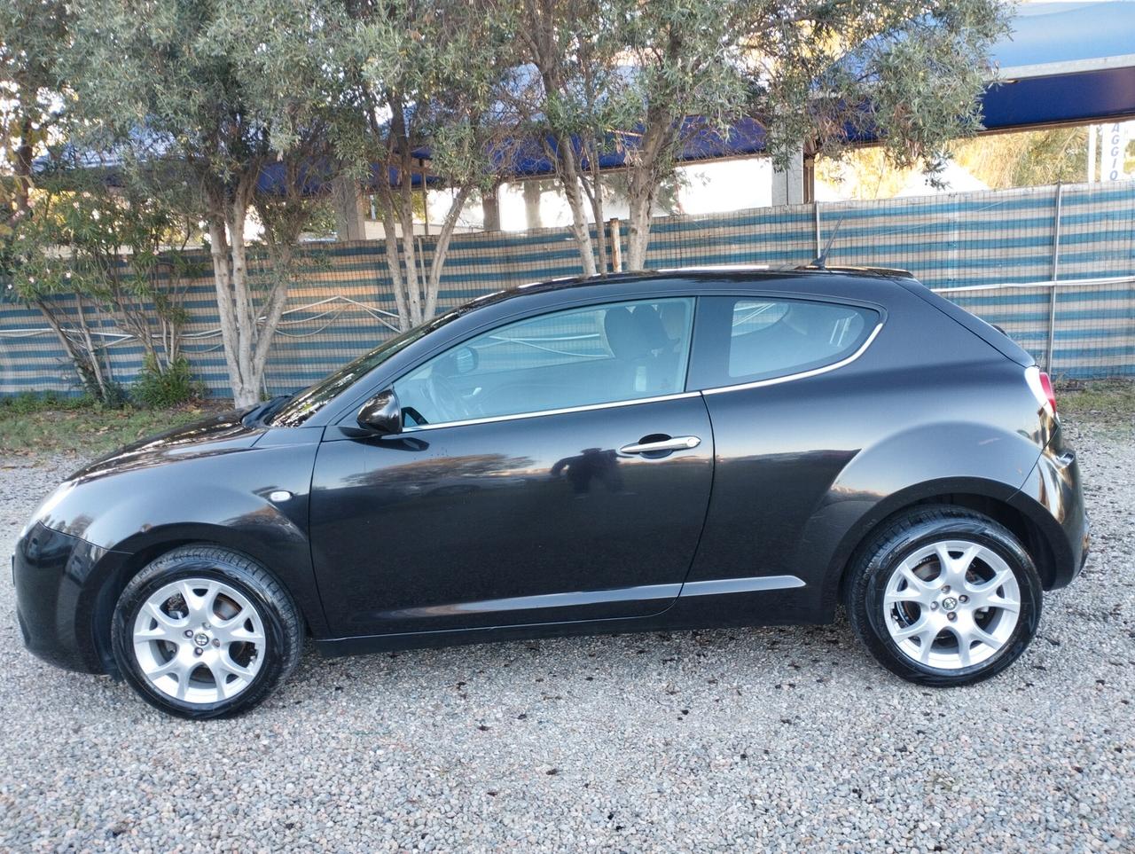 Alfa Romeo MiTo 1.4 78 CV Distinctive Sport Pack