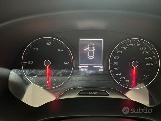 SEAT Leon 1.6 TDI 105 CV 5p. Style