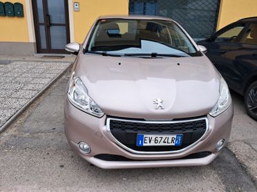 Peugeot 208 1.6 HDI 8 V 5 PORTE