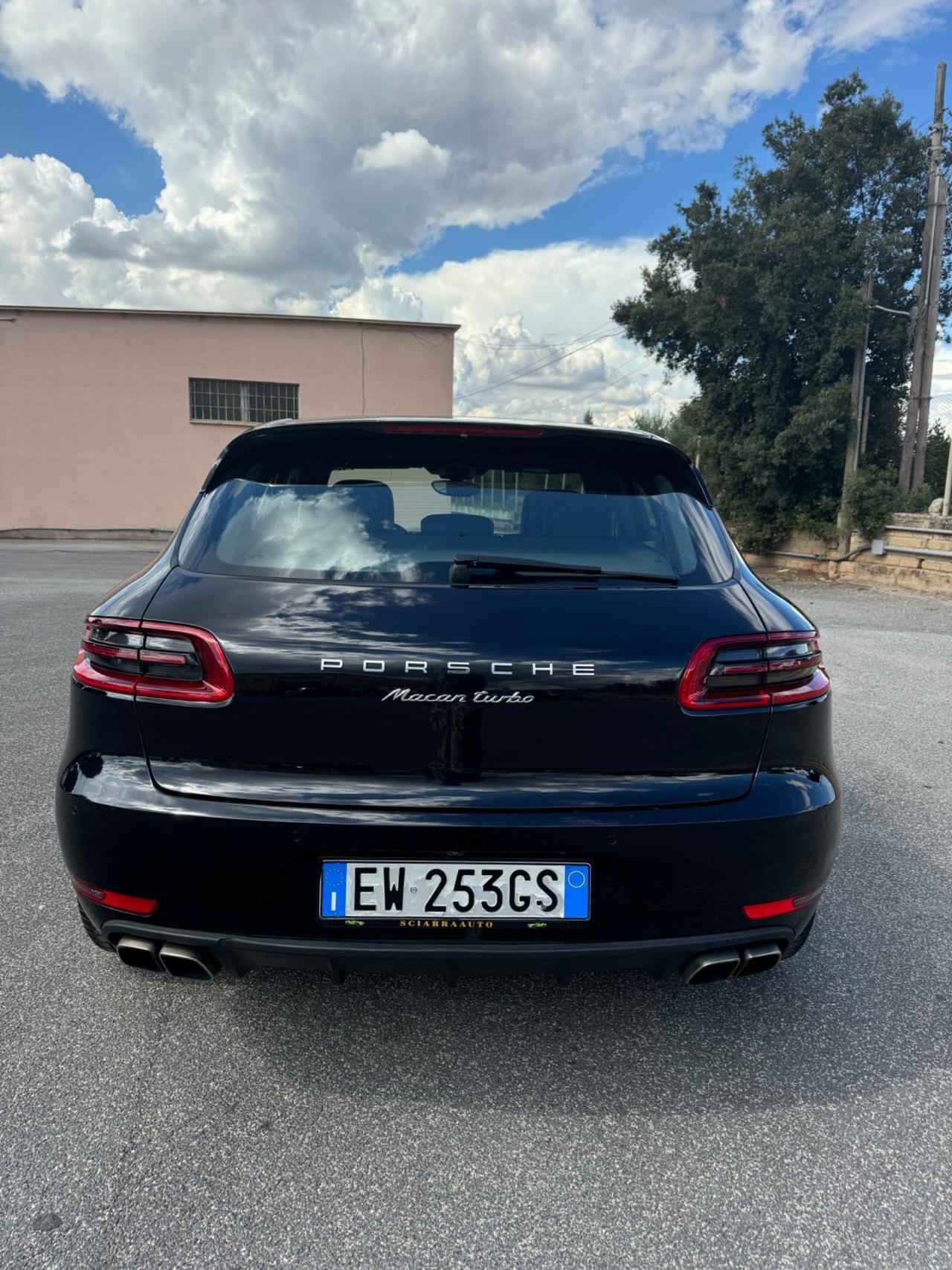 Porsche Macan 3.6 Turbo