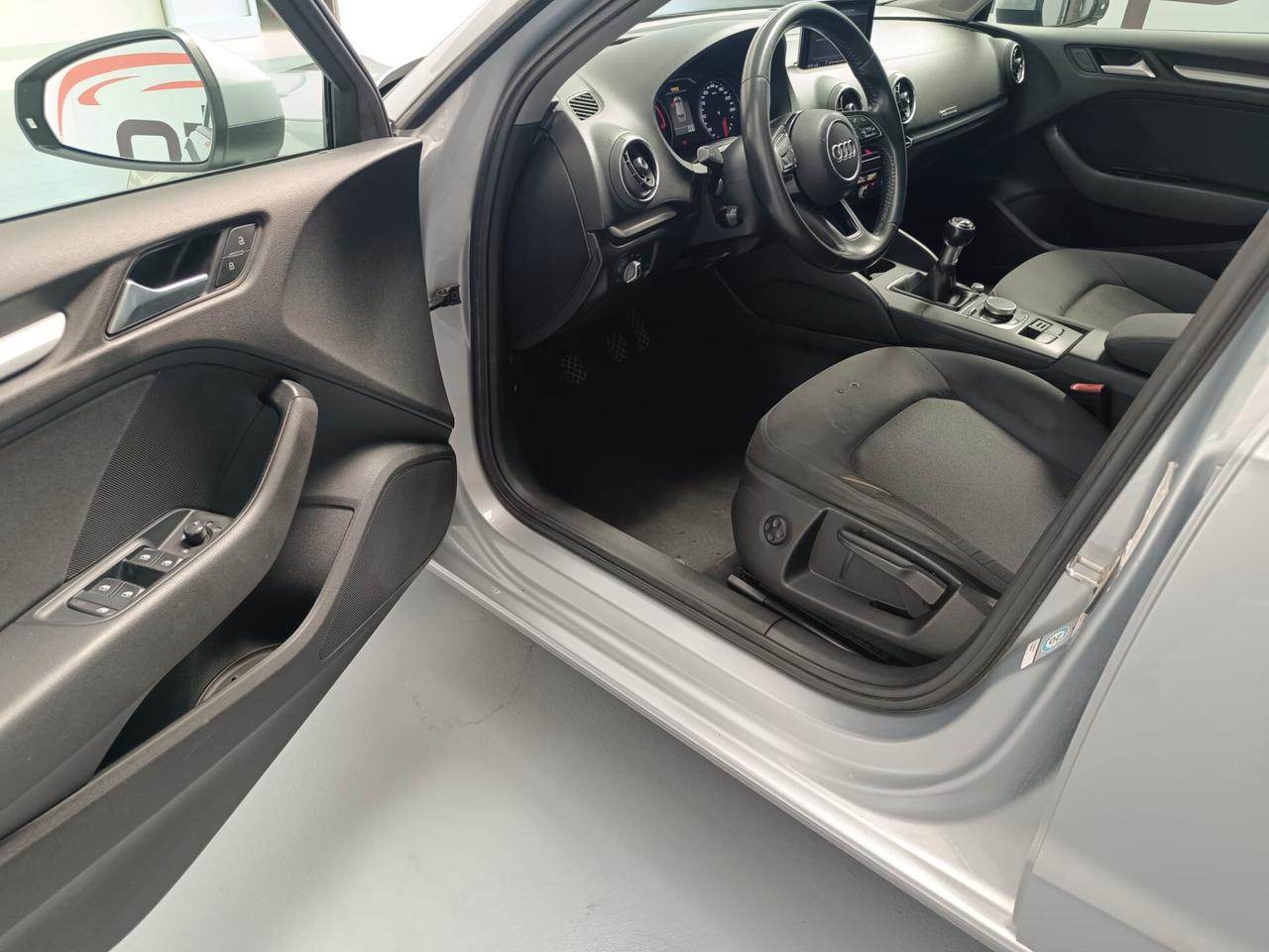 Audi A3 SPB 30 TDI Business