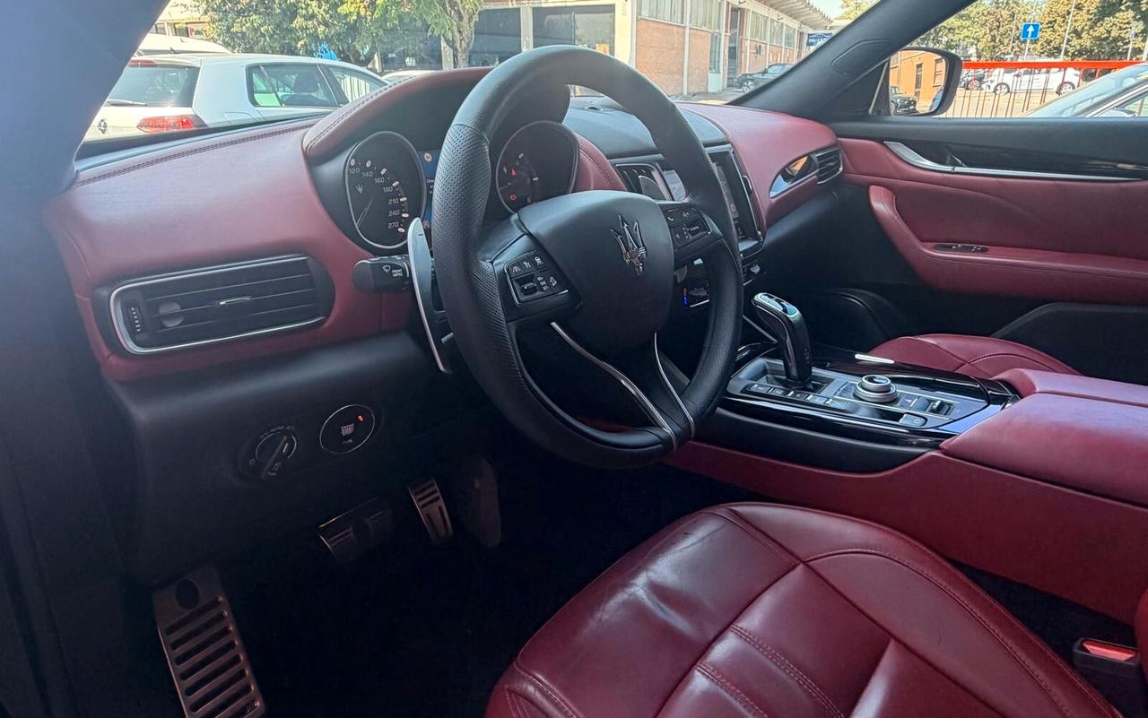MASERATI LEVANTE 3.0 GRANSPORT Q4 V6 275CV - FULL