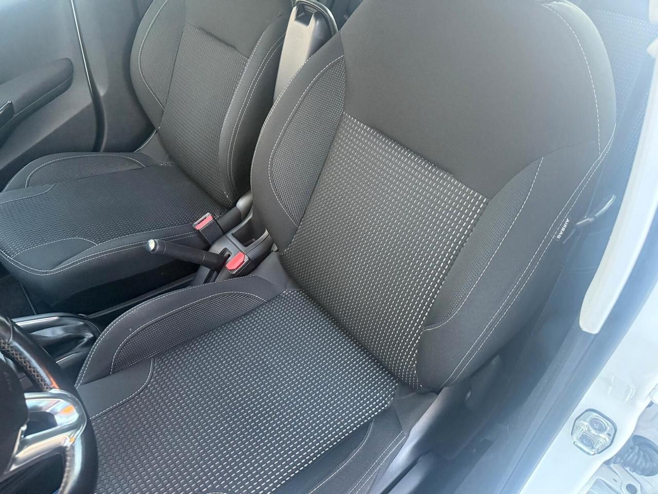 Peugeot 208 BlueHDi 75 5 porte Allure