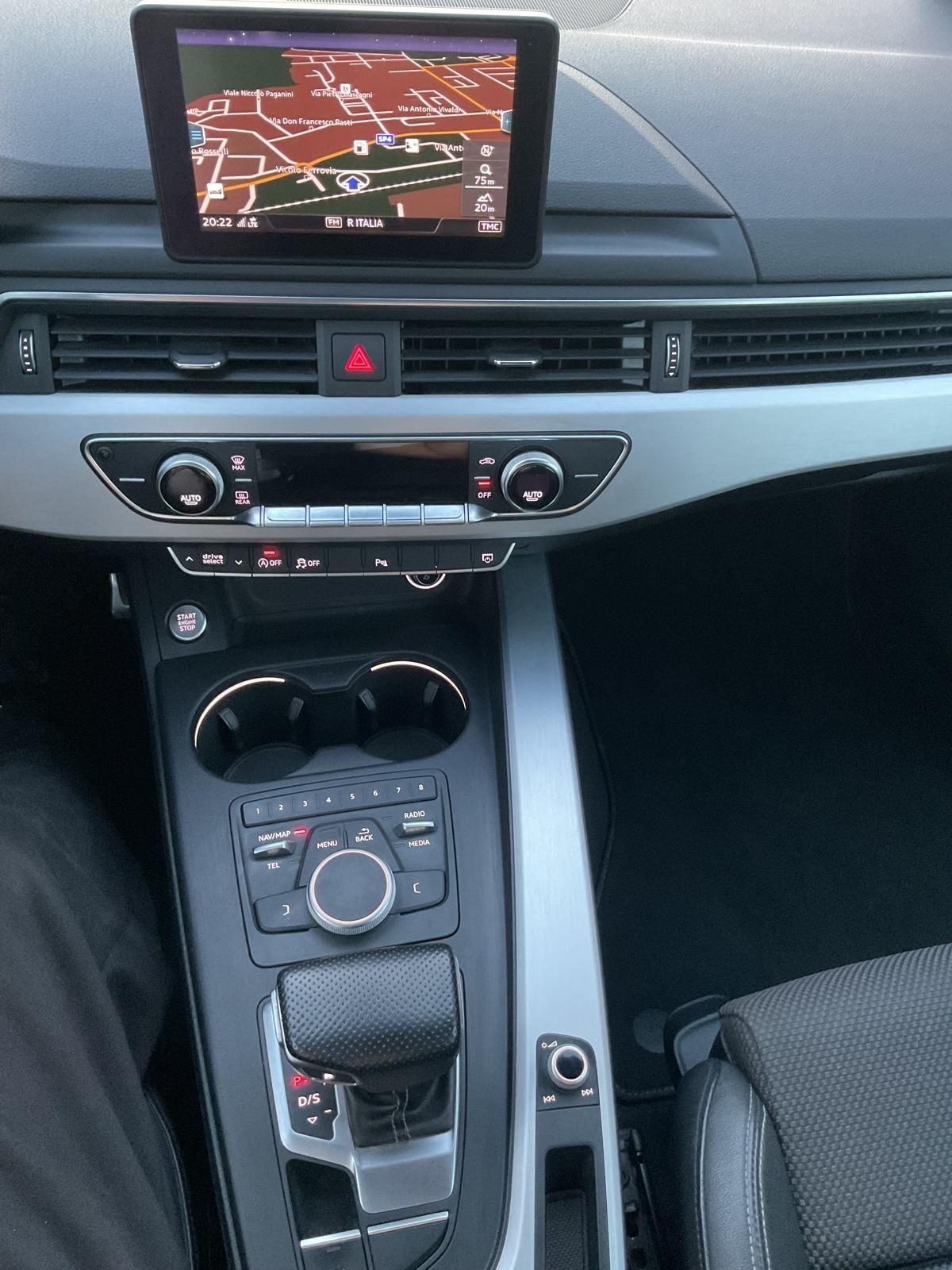 Audi A4 Avant 2.0 TDI 150 CV ultra S tronic Business Sport