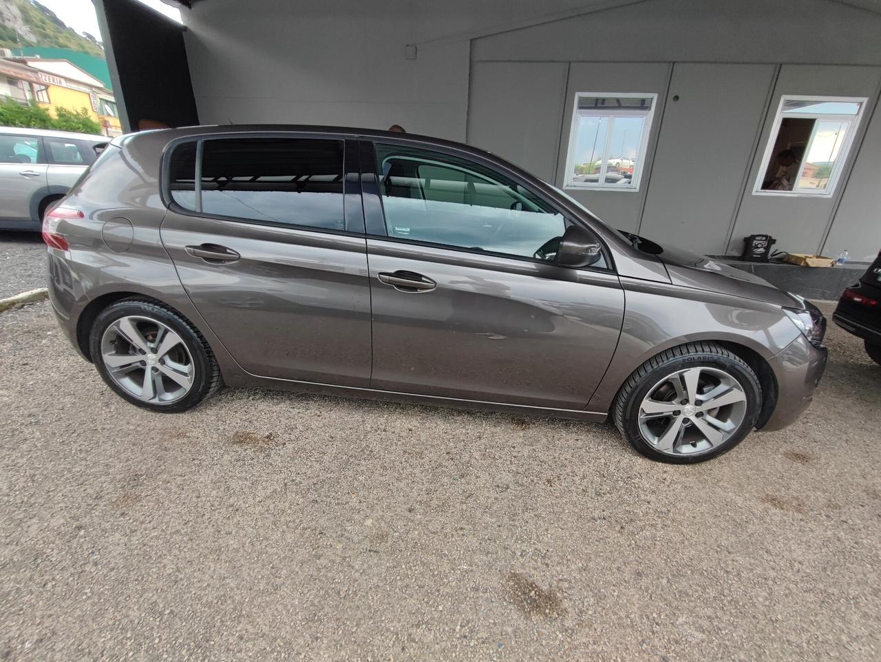 Peugeot 308 1.6 e-HDi 115 CV Stop&Start Allure