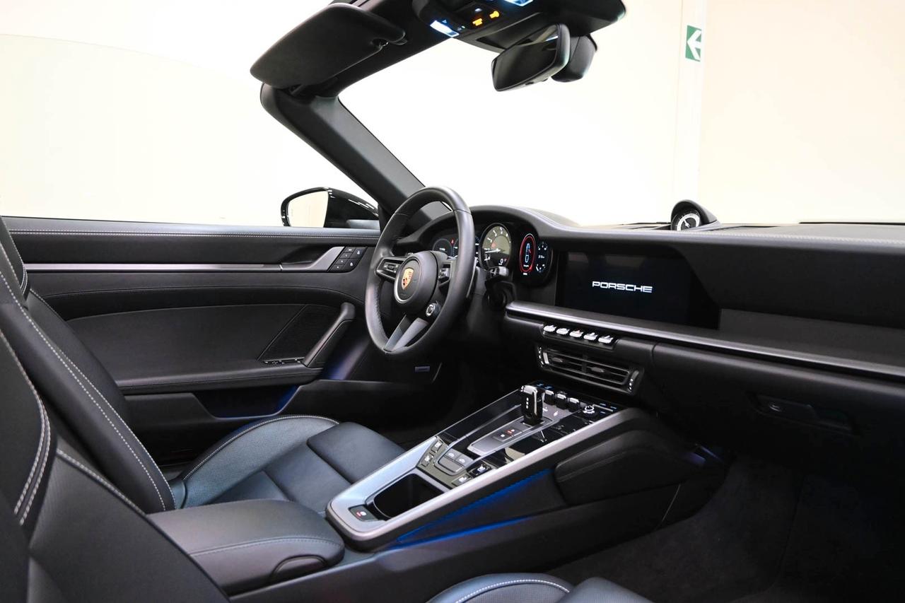 PORSCHE 911 (992) 911 Targa 4