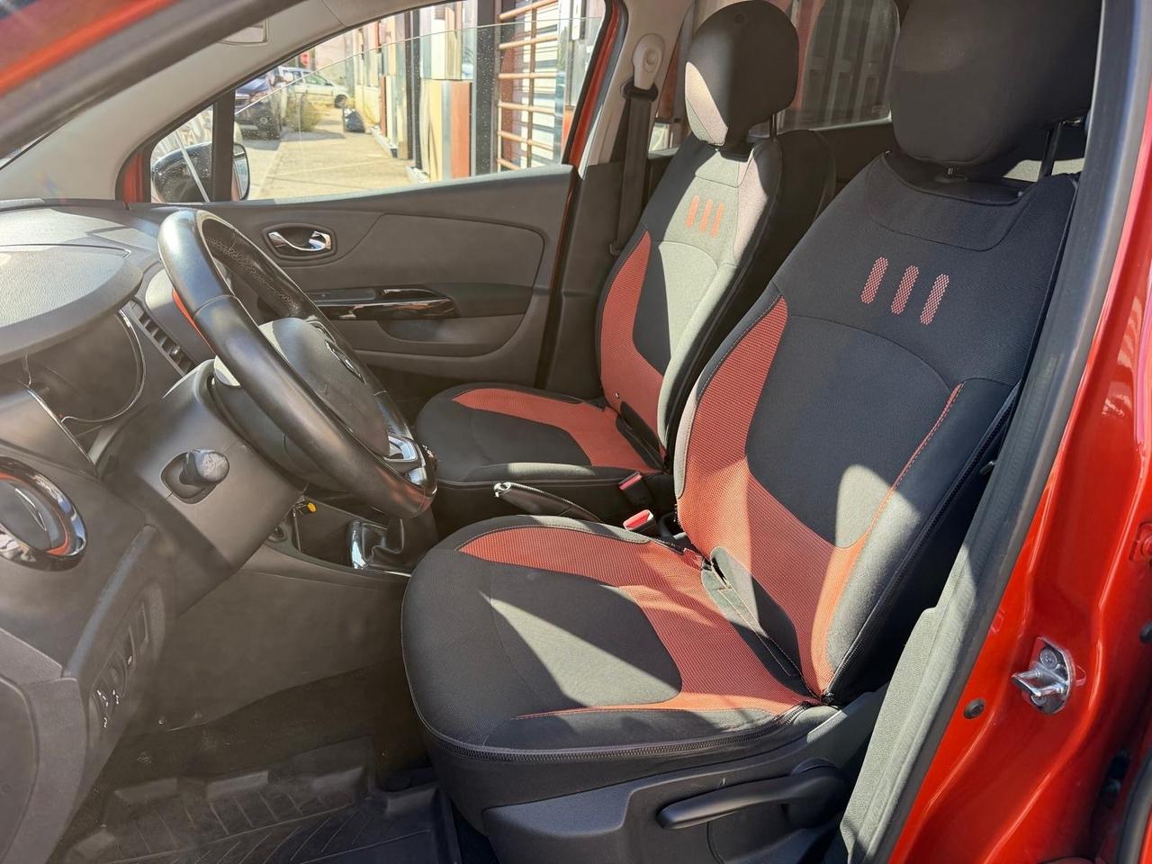 Renault Captur dCi 8V 90 CV EDC Start&Stop Energy Iconic