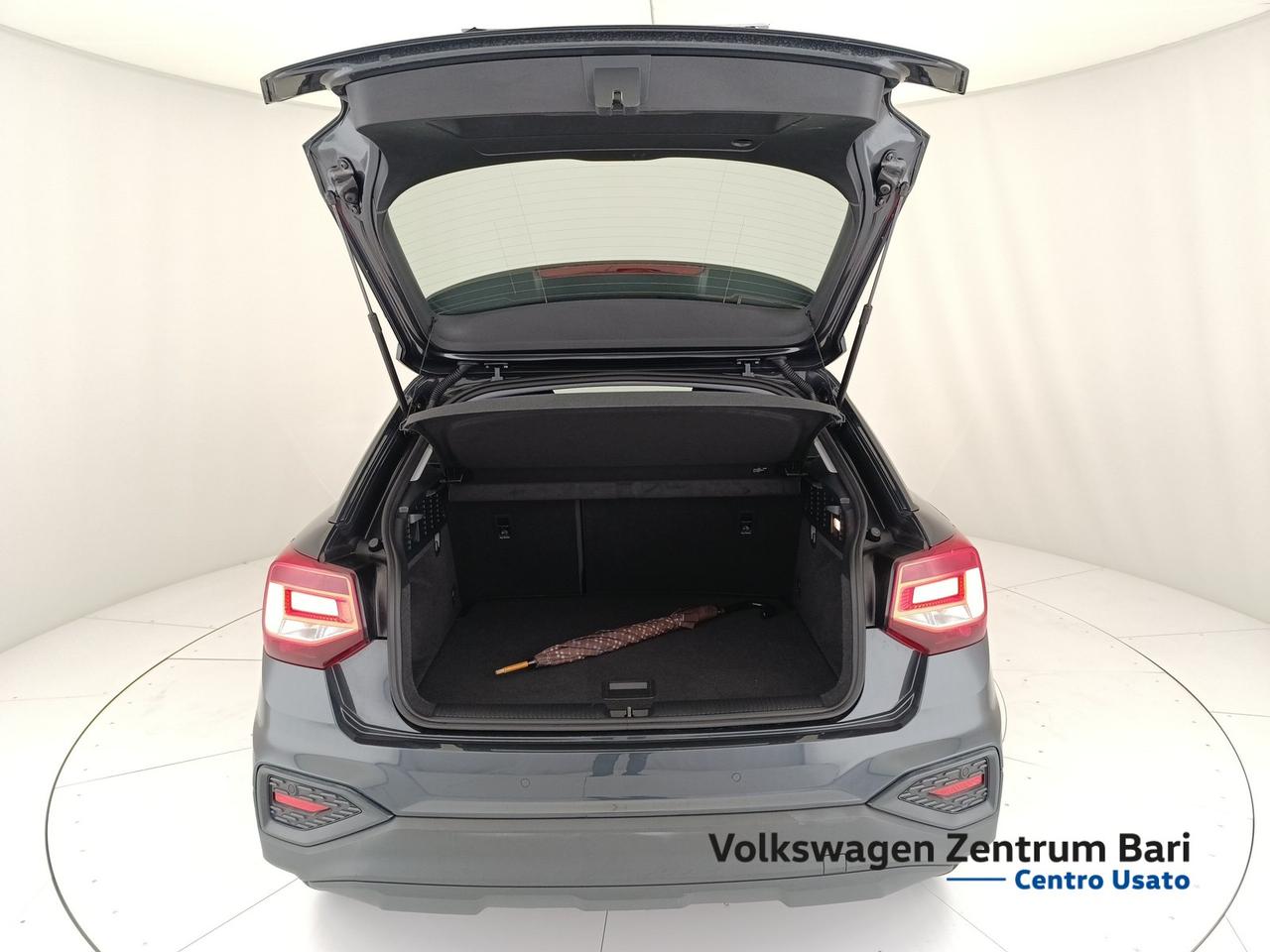 Audi Q2 35 2.0 tdi business s-tronic