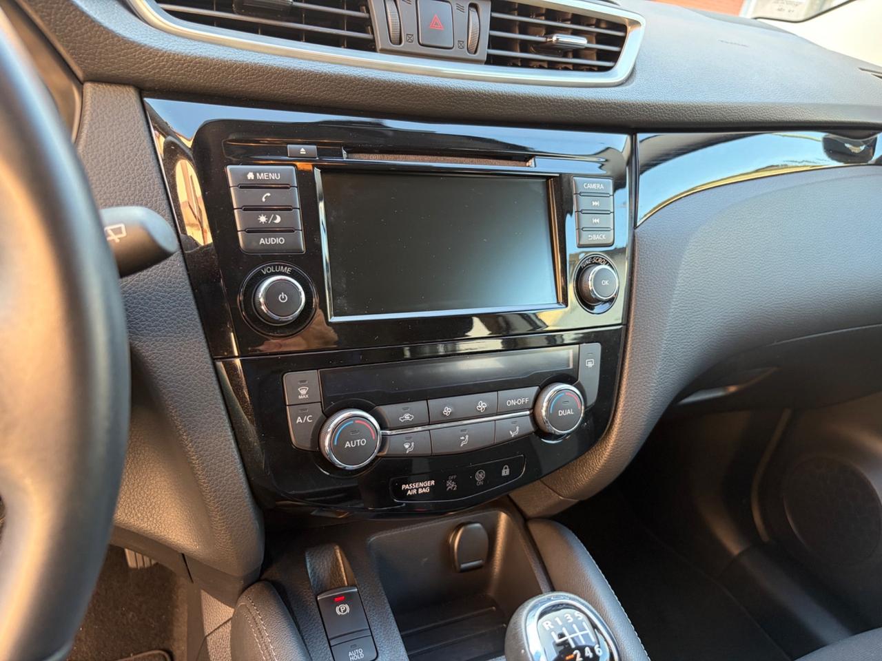 Nissan Qashqai 1.3 DIG-T 140 CV Tekna KM 4400