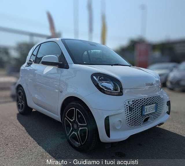 Smart fortwo EQ Pulse - VISIBILE IN VIA TIBURTINA 1064