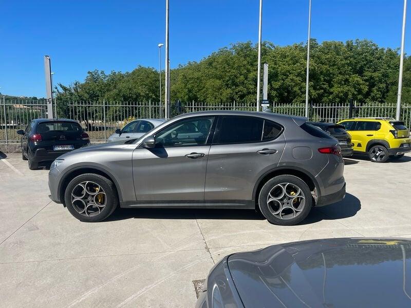 Alfa Romeo Stelvio 2.2 t Executive Q4 190cv auto my19