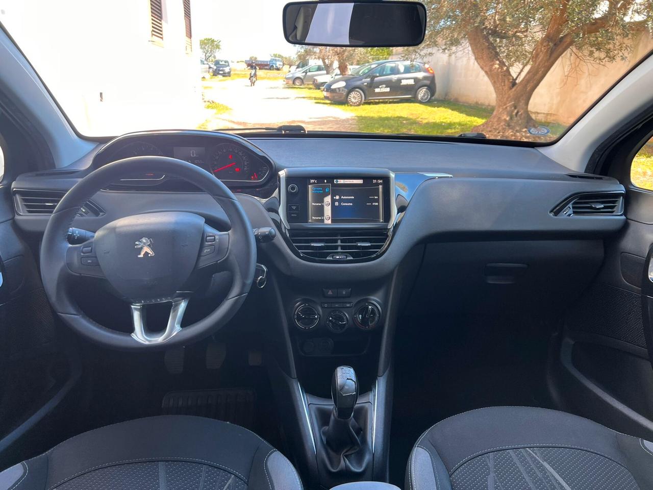 Peugeot 208 1.2 VTi 82 CV 3 porte Allure