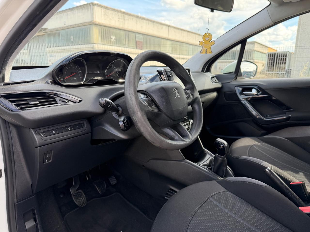 Peugeot 208 1.4 HDi 68 CV 5 porte 12. GARANZIA