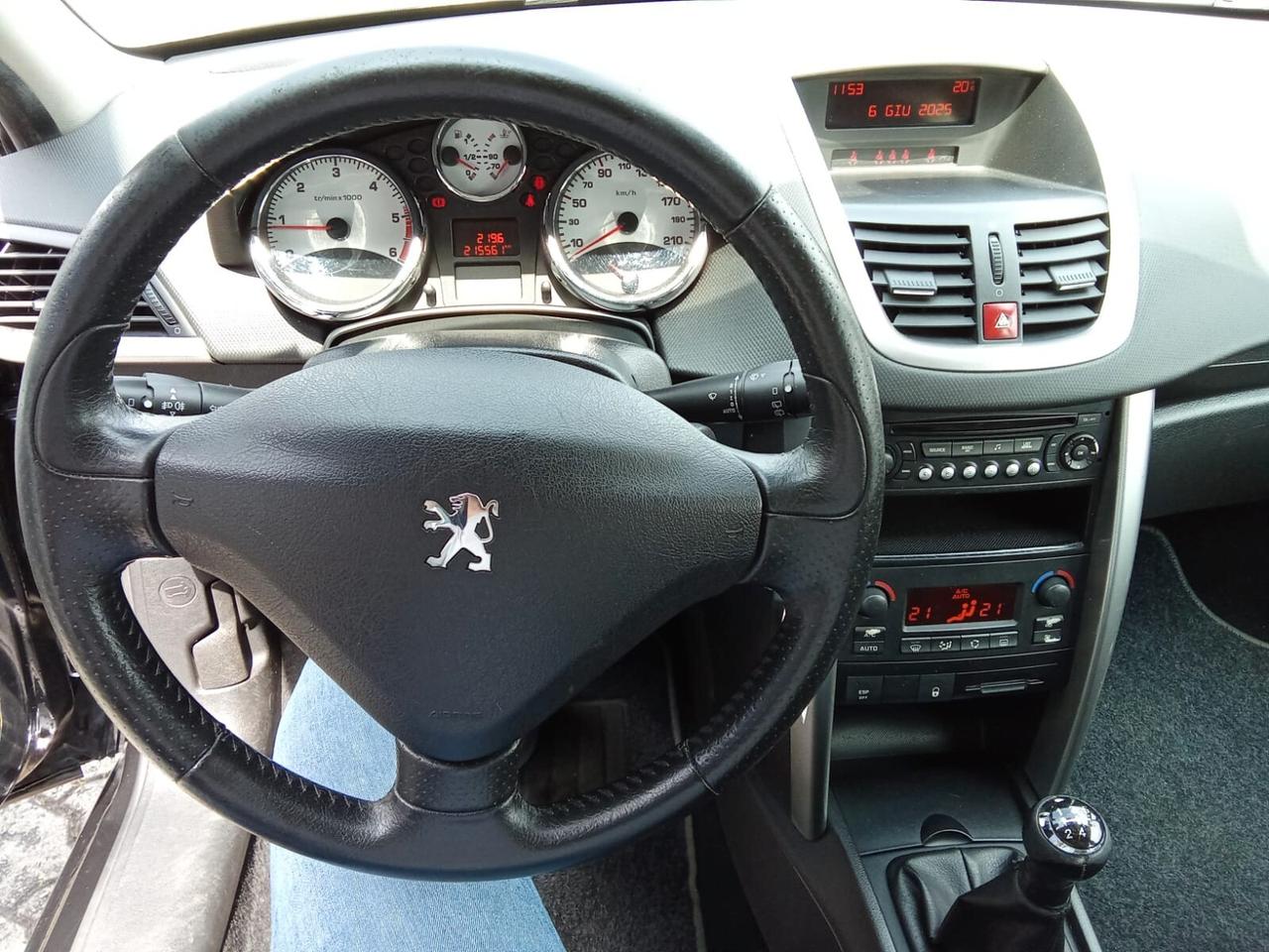 Peugeot 207 1.6 HDi 90CV 5p. XS