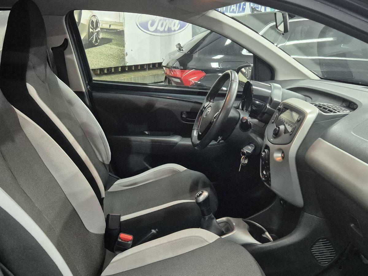 TOYOTA - Aygo - 1.0 VVT-i 69 CV 5 porte x-clusiv