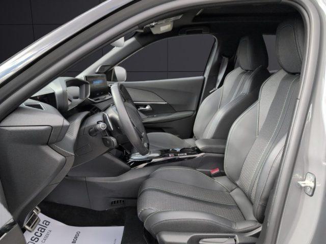 PEUGEOT 2008 Hybrid 136 e-DCS6 GT