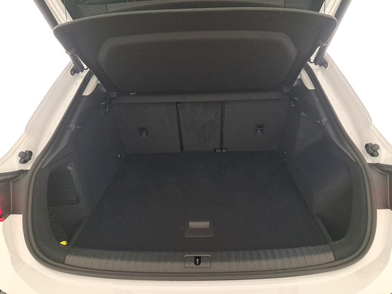 Audi Q3 sportback 45 1.4 tfsi e business plus s-tronic
