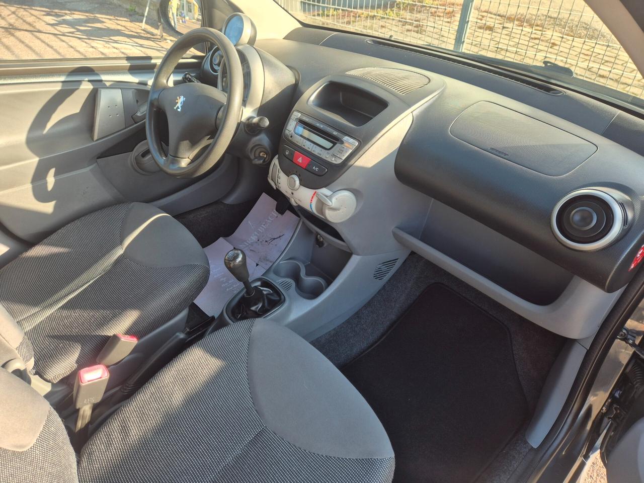 Peugeot 107 1.4 HDi 5p. Sweet Years