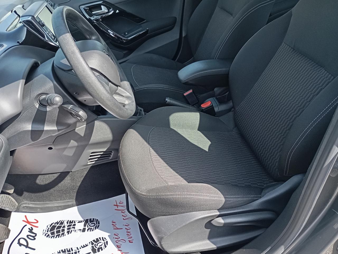 Peugeot 208 5P 1.2 PureTech 82CV Active