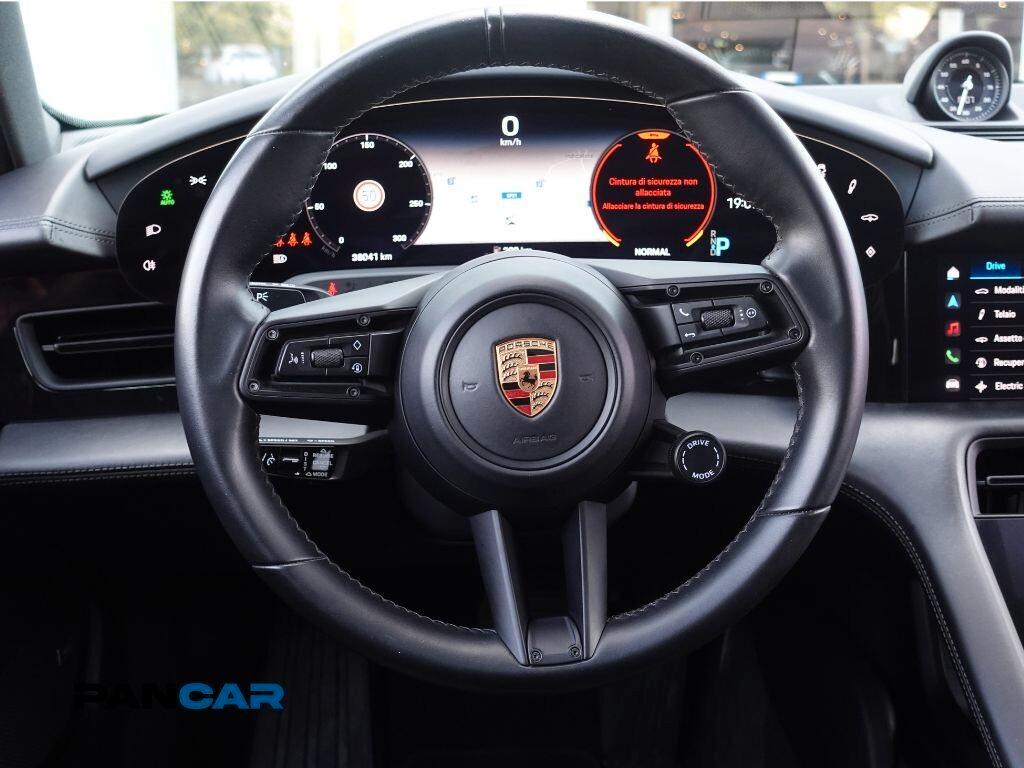 Porsche Taycan 4S Cross Turismo