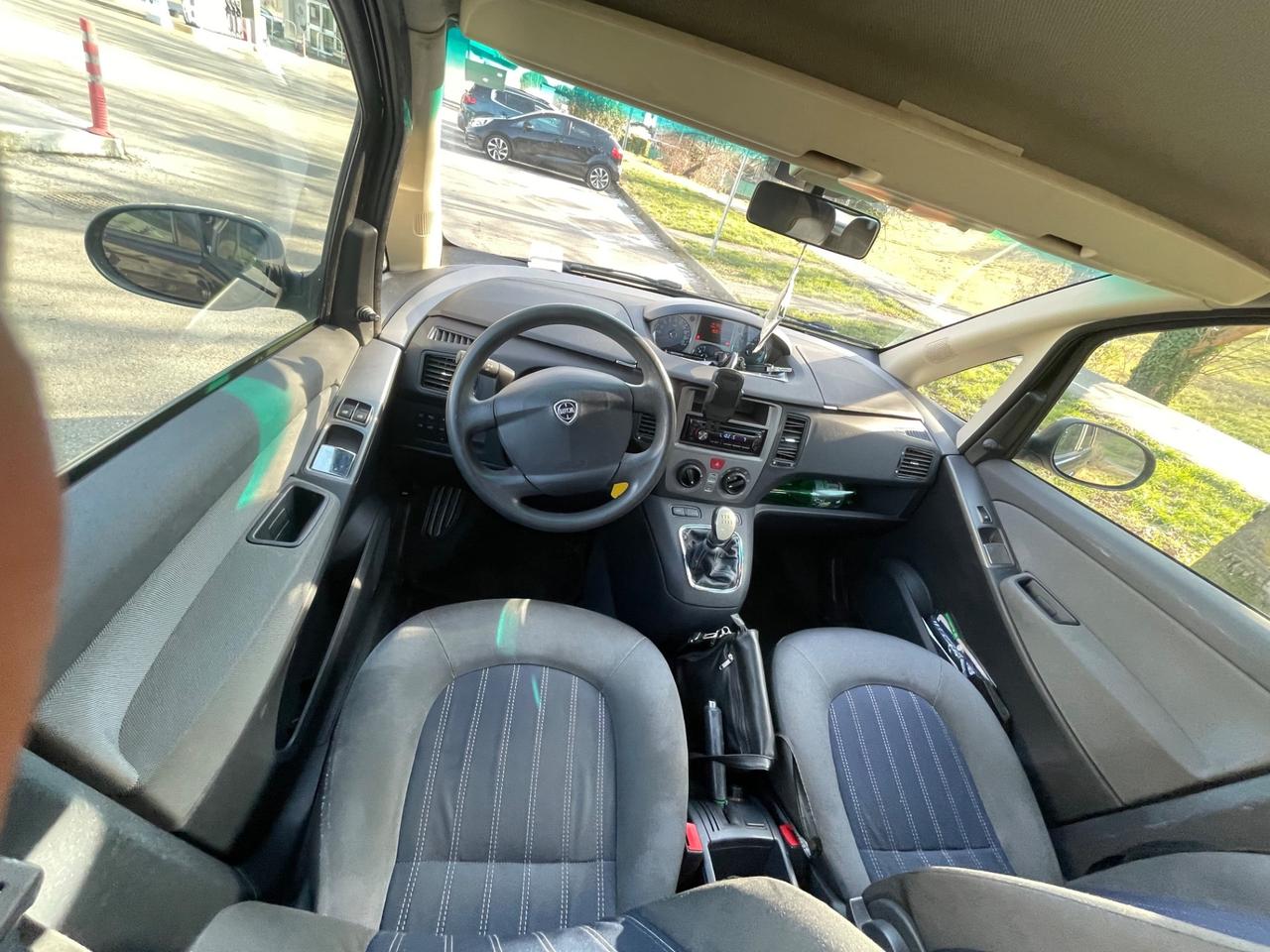 Lancia MUSA 1.4 benzina anno 2011 pronta al uso