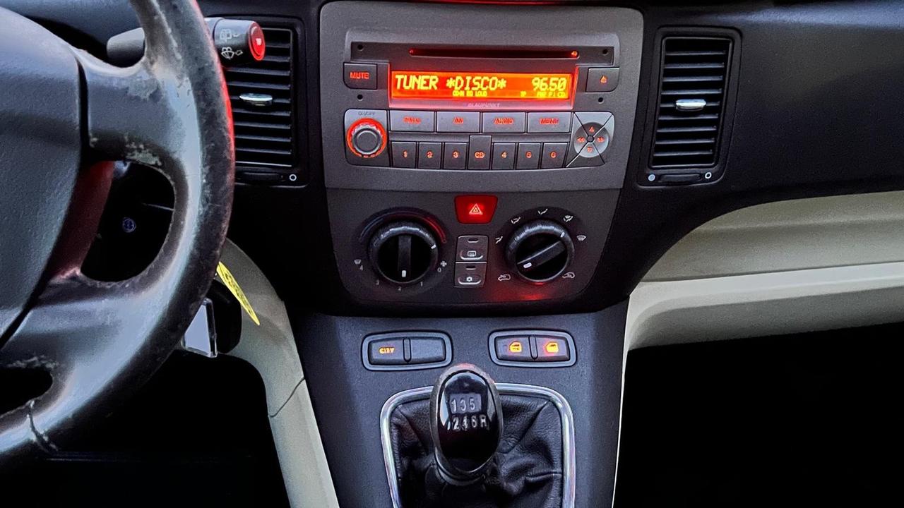 Lancia MUSA 1.4 16V Platino ok neo patentati