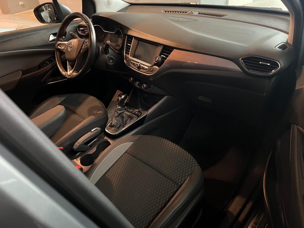 Opel Crossland X 1.2 12V Advance / PER NEOPATENTATI