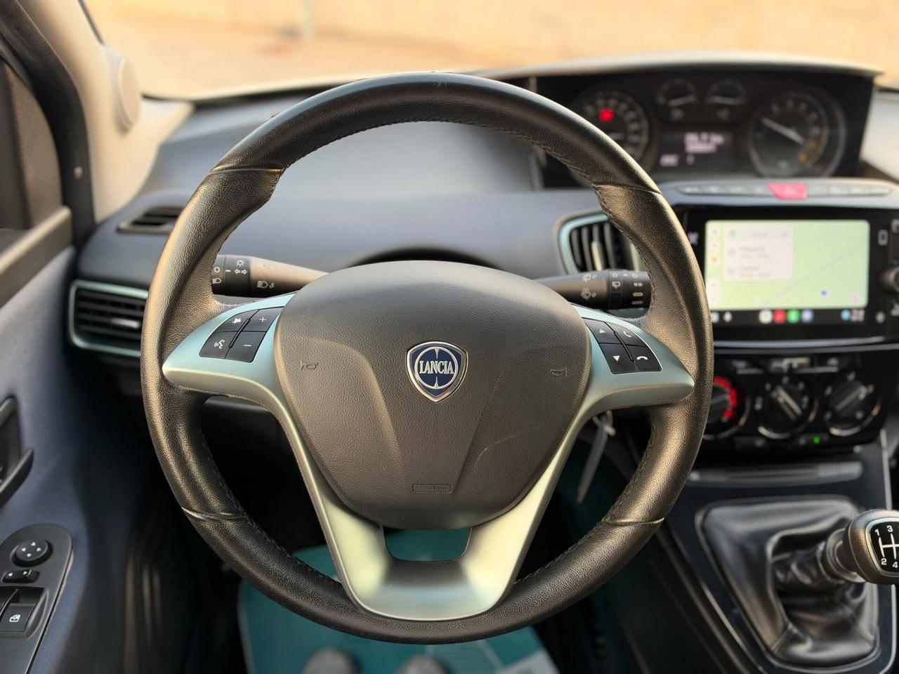 LANCIA YPSILON 1.0 FIREFLY 70CV HYBRID 2023