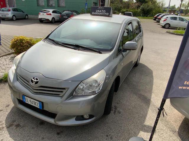 TOYOTA Verso 2.0 D Sol 7 posti