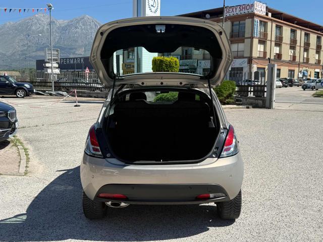 LANCIA Ypsilon 1.2 69 CV 5p. GPL Ecochic Gold SCONTO ROTTAMAZIONE
