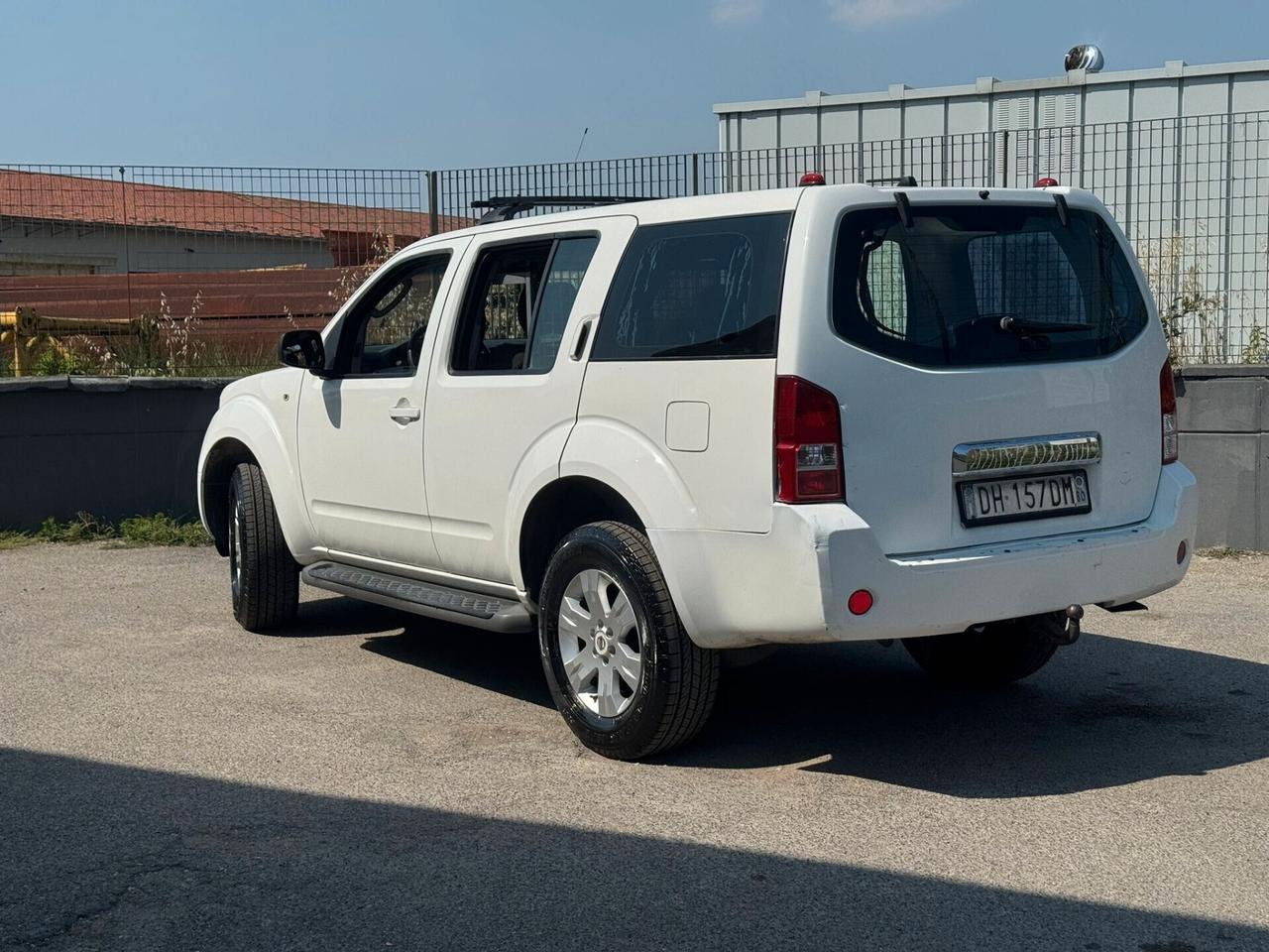 Nissan Pathfinder 2.5 dCi XE Plus