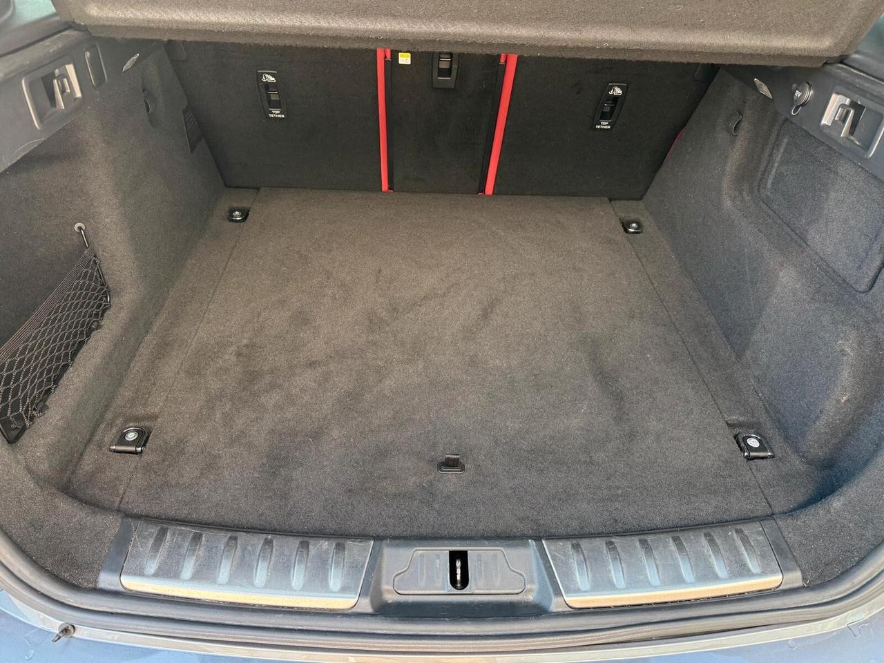 Jaguar F-Pace 2.0 D IBRIDA/DIESEL R-DYN FULL AFFARE