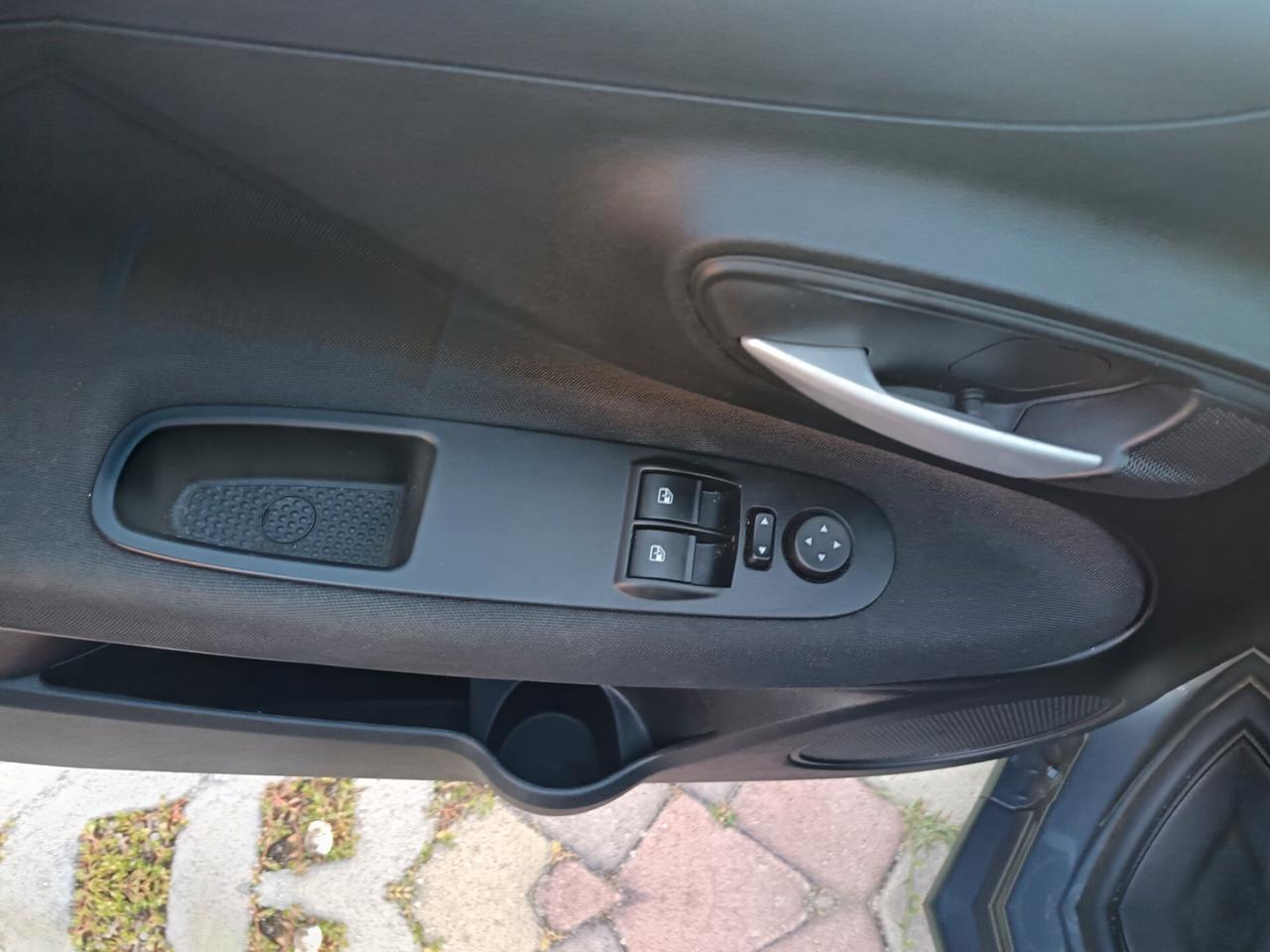 Fiat Punto 1.2 8V 5 porte Lounge con Block Shaft