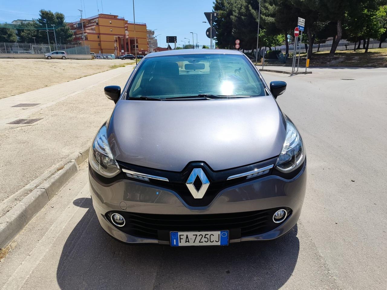 Renault Clio 1.5 dCi 8V 75CV 2015 PRONTA CONSEGNA!