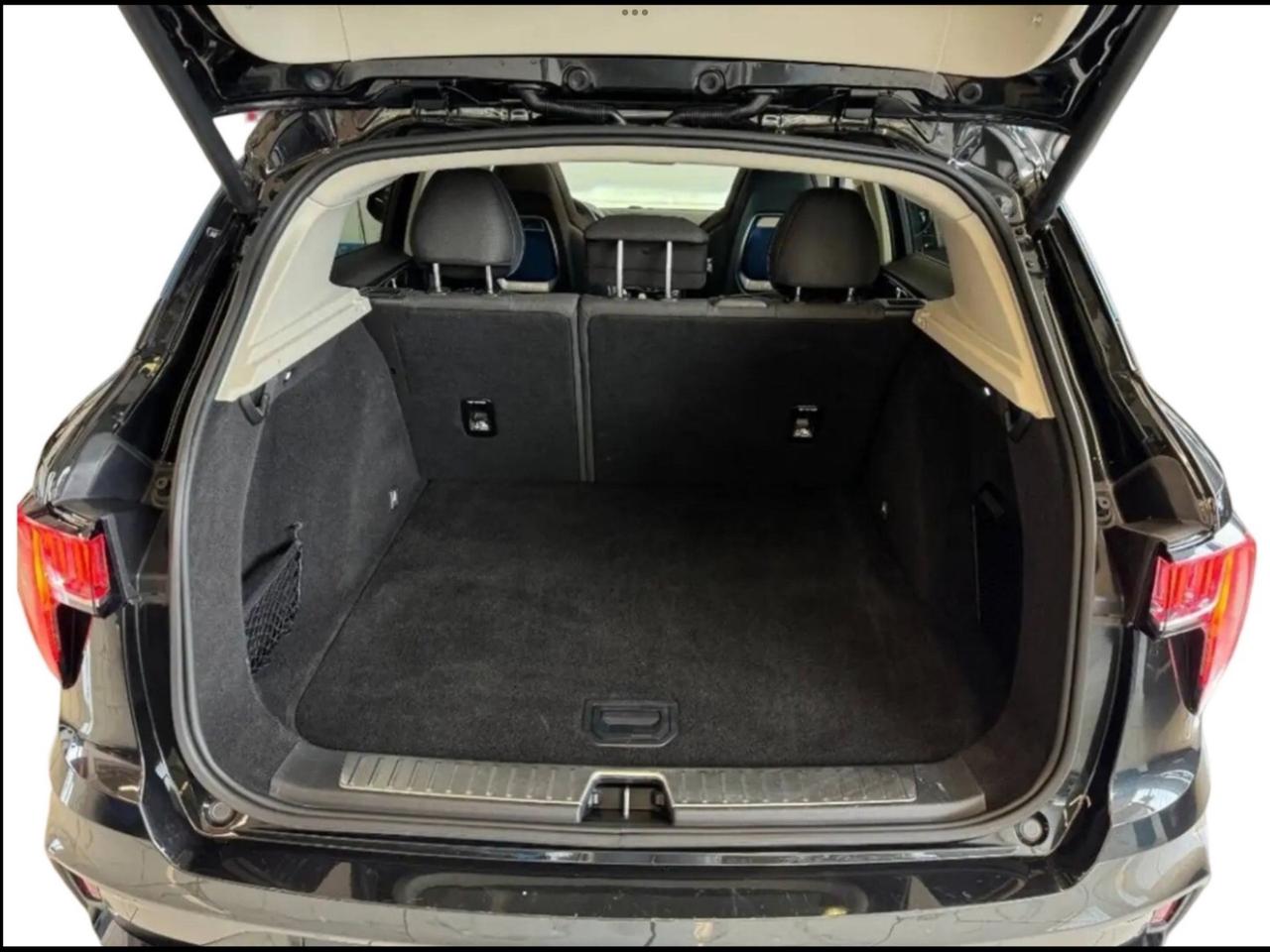 Lynk&co 01 PHEV Perfetta